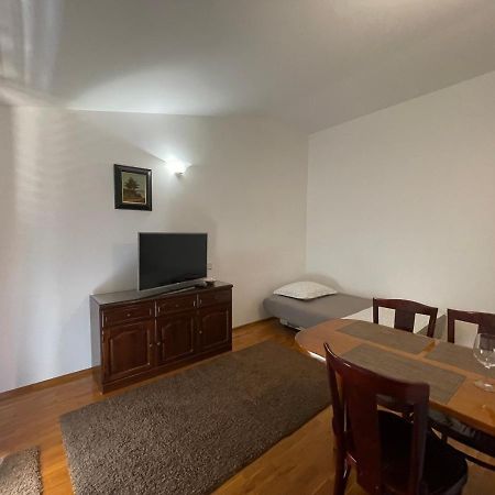 Apartment Jurasovic Makarska Room photo